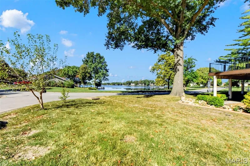 12 Guyenne Drive, Lake St. Louis, MO 63367 — listing photo 39 of 65