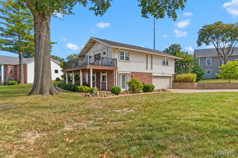 12 Guyenne Drive, Lake St. Louis, MO 63367 — listing photo 44 of 65