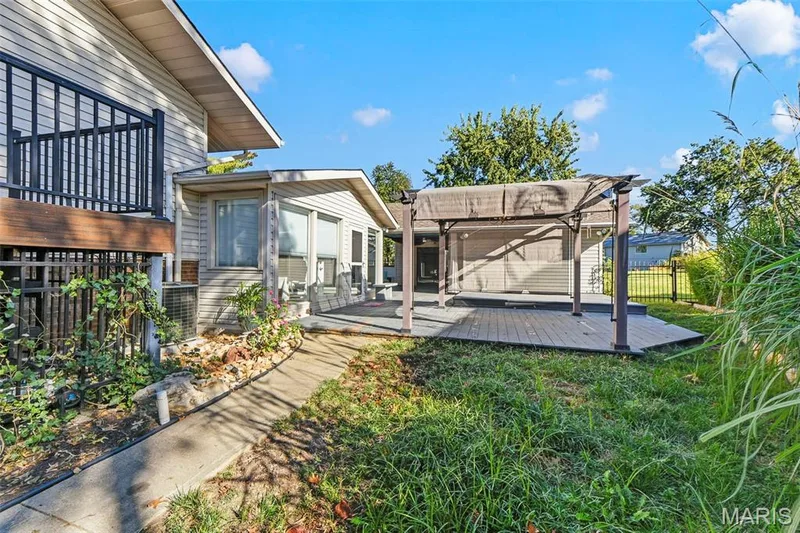 12 Guyenne Drive, Lake St. Louis, MO 63367 — listing photo 45 of 65