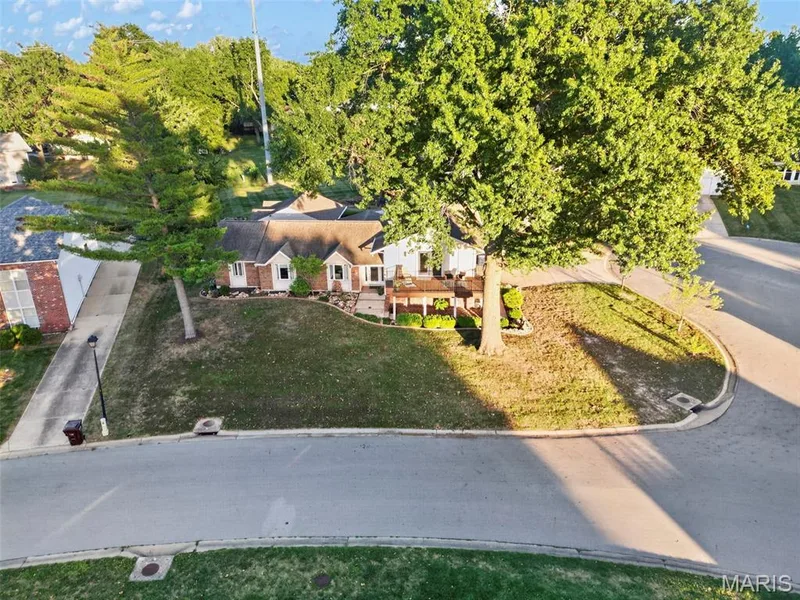 12 Guyenne Drive, Lake St. Louis, MO 63367 — listing photo 60 of 65