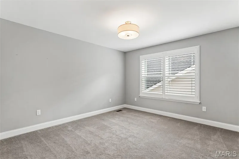 Recessed lighting with a drum shade fixture — 17028 Fire Glow Drive, Ballwin, MO 63011