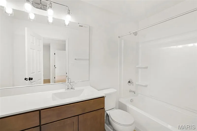 17 Town Centre Court, Foristell, MO 63348 — listing photo 16 of 29