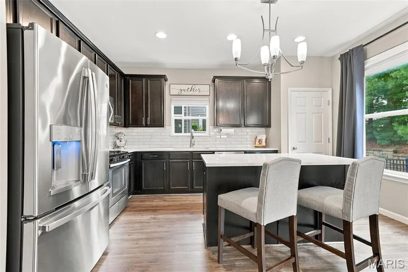 1680 Coupru Court, St Peters, MO 63376 — listing photo 8 of 28