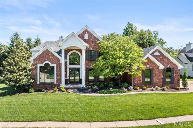 961 Tara Oaks Drive, Chesterfield, MO 63005 — listing photo 1 of 88