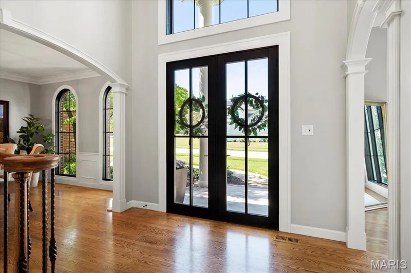961 Tara Oaks Drive, Chesterfield, MO 63005 — listing photo 3 of 88