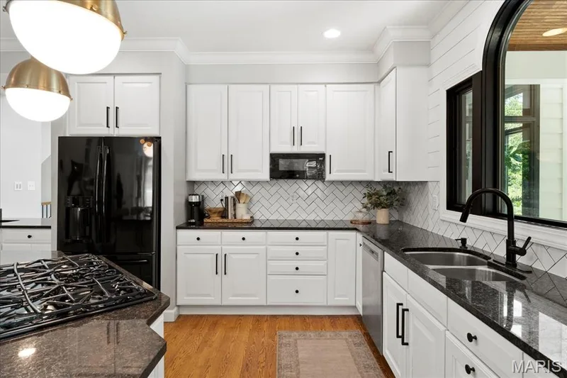 961 Tara Oaks Drive, Chesterfield, MO 63005 — listing photo 16 of 88