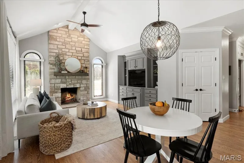 961 Tara Oaks Drive, Chesterfield, MO 63005 — listing photo 20 of 88