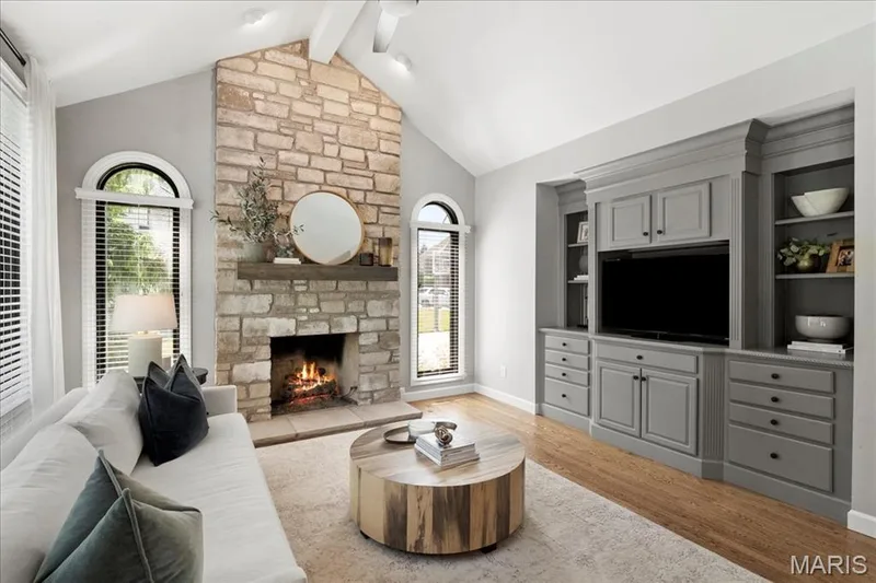 961 Tara Oaks Drive, Chesterfield, MO 63005 — listing photo 21 of 88