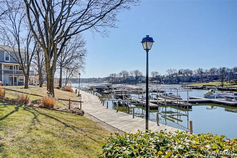 133 Harbor View Drive, Lake St. Louis, MO 63367 — listing photo 3 of 47