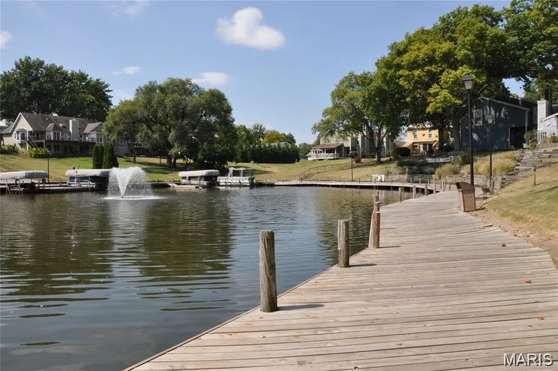 133 Harbor View Drive, Lake St. Louis, MO 63367 — listing photo 5 of 47