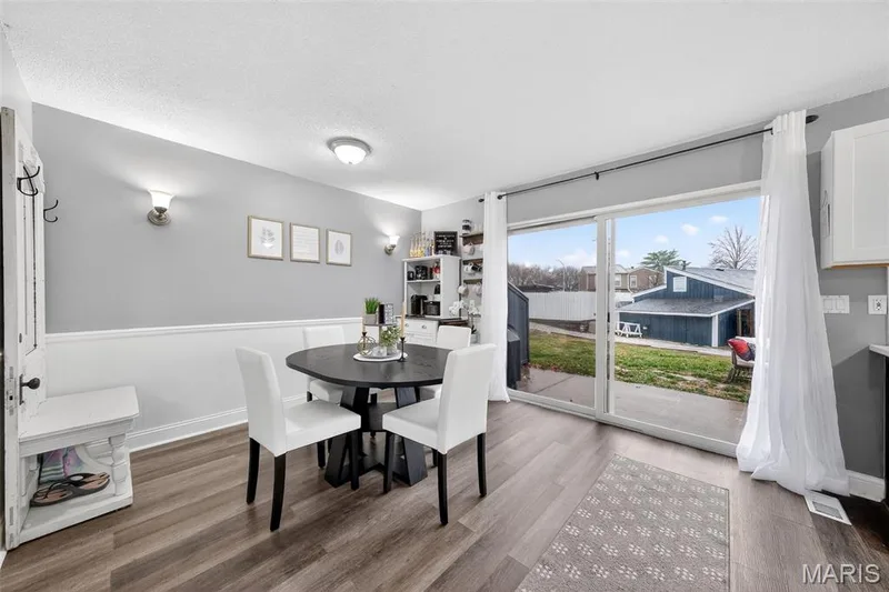 133 Harbor View Drive, Lake St. Louis, MO 63367 — listing photo 15 of 47