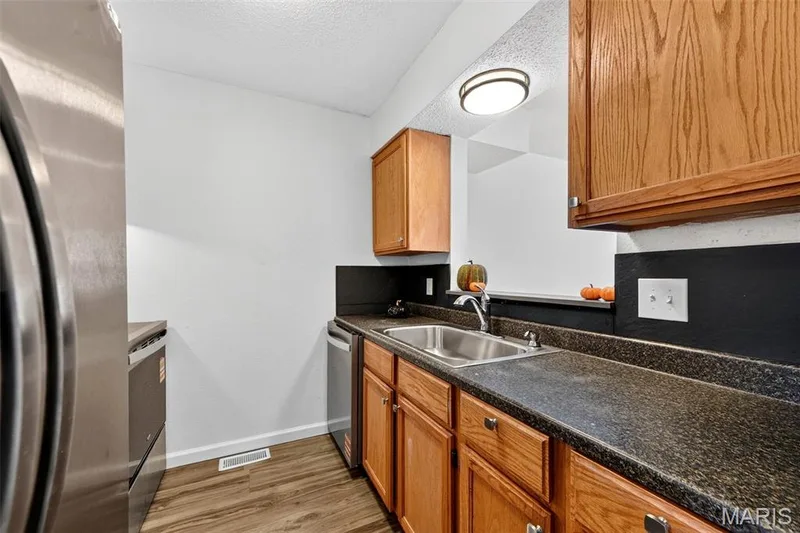 2677 Falcons Way #126, St Charles, MO 63303 — listing photo 3 of 30