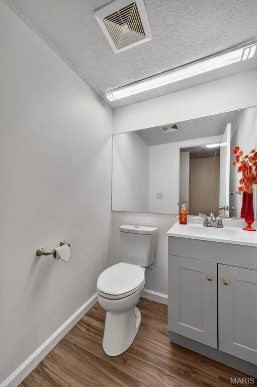 2677 Falcons Way #126, St Charles, MO 63303 — listing photo 4 of 30