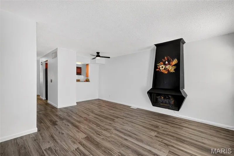 2677 Falcons Way #126, St Charles, MO 63303 — listing photo 16 of 30