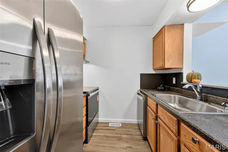 2677 Falcons Way #126, St Charles, MO 63303 — listing photo 19 of 30