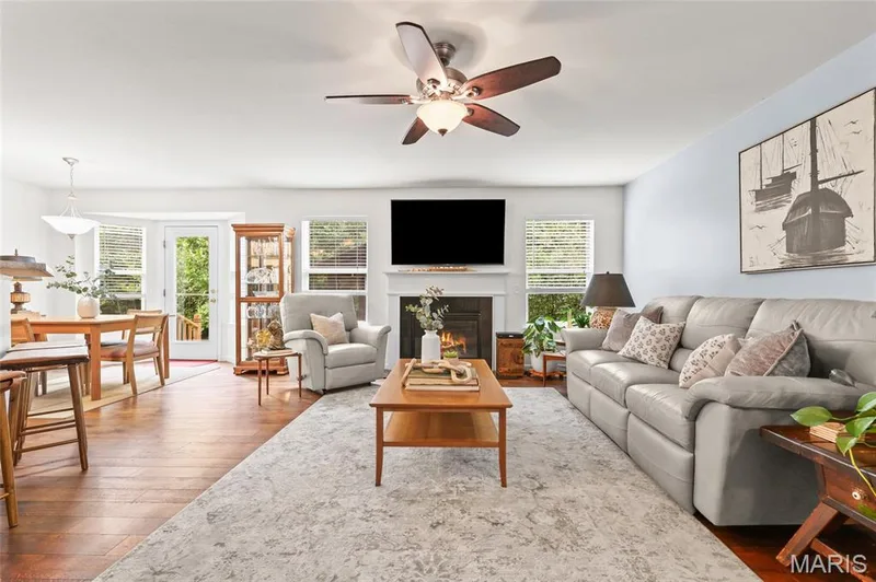 533 Parkgate Drive, Lake St. Louis, MO 63367 — listing photo 3 of 36