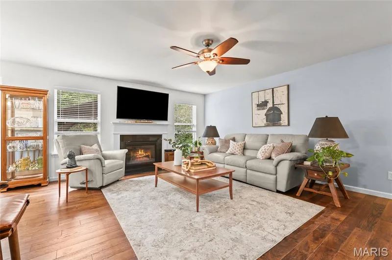 533 Parkgate Drive, Lake St. Louis, MO 63367 — listing photo 7 of 36