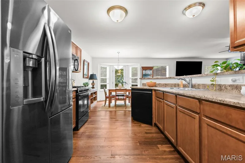 533 Parkgate Drive, Lake St. Louis, MO 63367 — listing photo 12 of 36