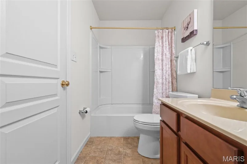 533 Parkgate Drive, Lake St. Louis, MO 63367 — listing photo 21 of 36