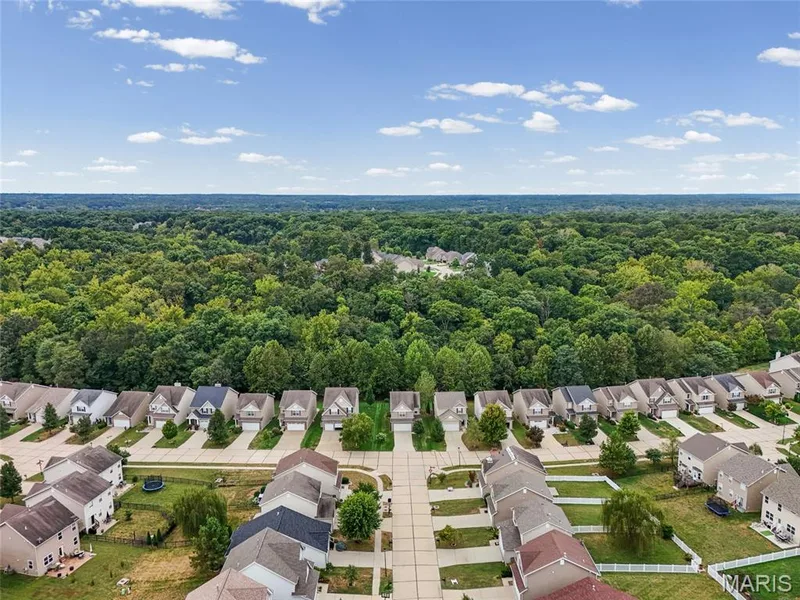533 Parkgate Drive, Lake St. Louis, MO 63367 — listing photo 29 of 36