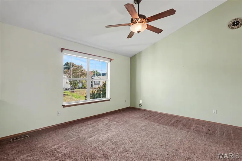 624 Longhorn Drive, O'Fallon, MO 63368 — listing photo 5 of 23