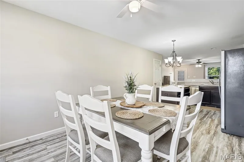 719 Rabbit Run Drive, St Charles, MO 63385 — listing photo 14 of 28