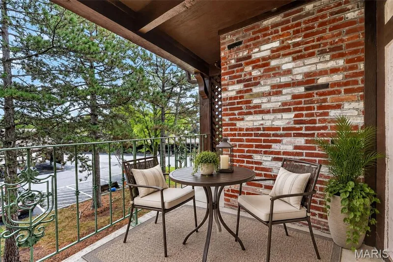 1440 Heritage Landing #304, St Charles, MO 63303 — listing photo 10 of 39