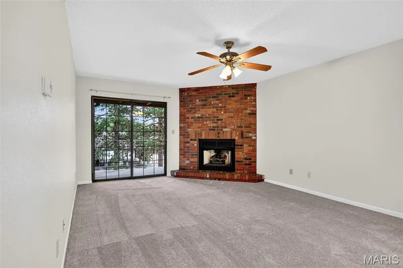 1440 Heritage Landing #304, St Charles, MO 63303 — listing photo 11 of 39