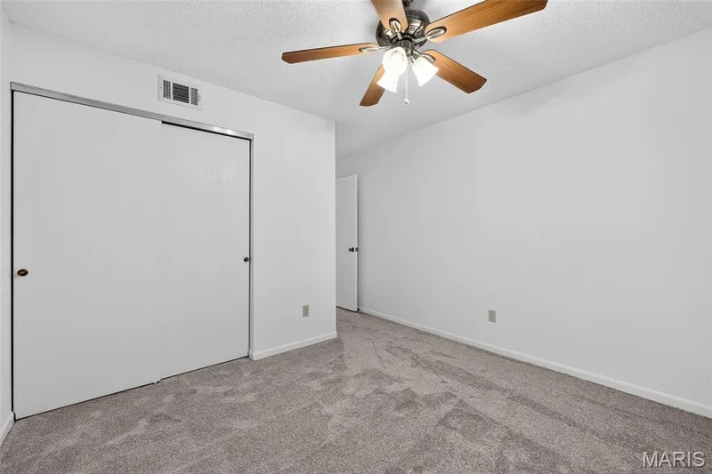 1440 Heritage Landing #304, St Charles, MO 63303 — listing photo 20 of 39