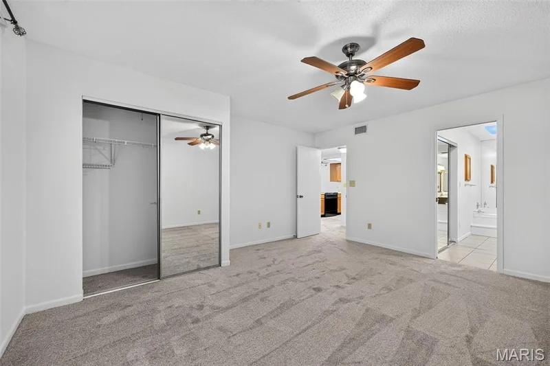1440 Heritage Landing #304, St Charles, MO 63303 — listing photo 22 of 39