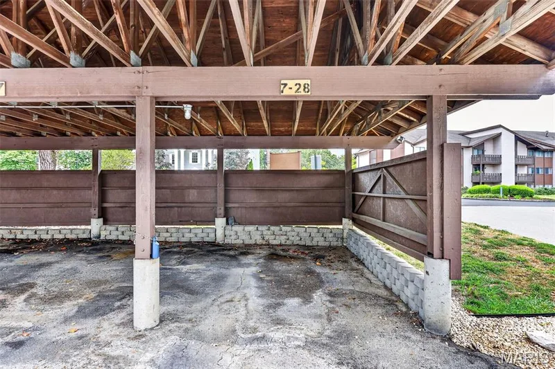 1440 Heritage Landing #304, St Charles, MO 63303 — listing photo 28 of 39