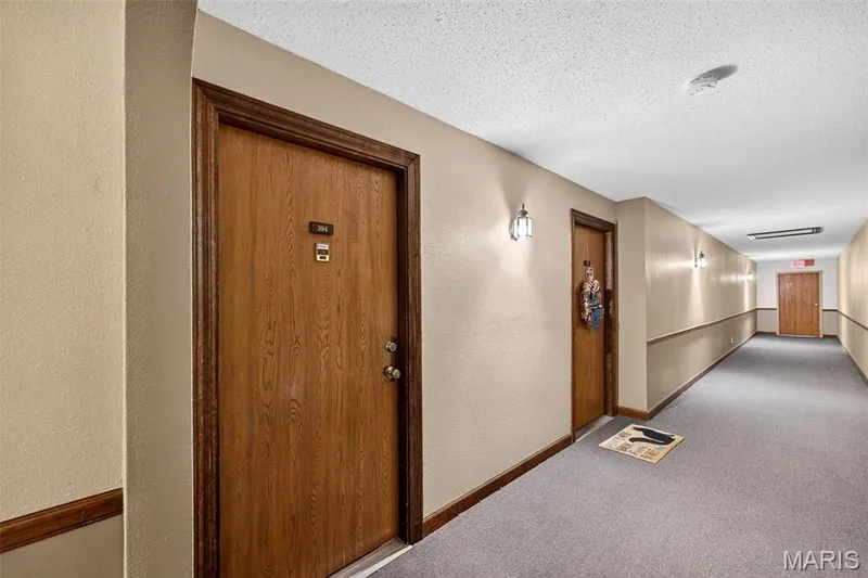1440 Heritage Landing #304, St Charles, MO 63303 — listing photo 31 of 39