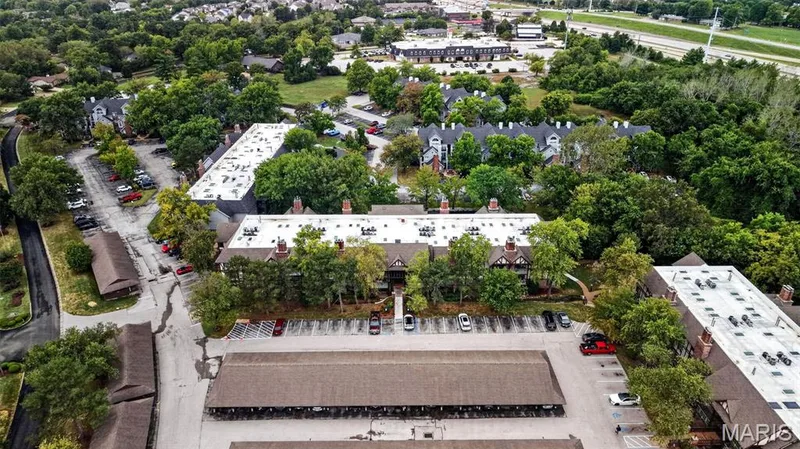 1440 Heritage Landing #304, St Charles, MO 63303 — listing photo 32 of 39