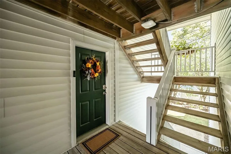 7 steps up to front door — 134 Jubilee Hill Drive #H, Wildwood, MO 63040