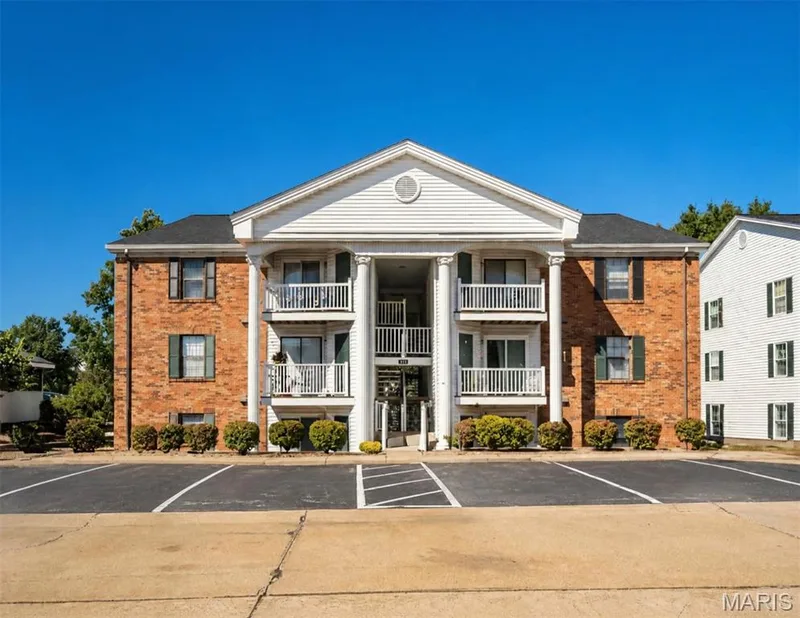 134 Jubilee Hill Drive #H, Wildwood, MO β listing photo 1