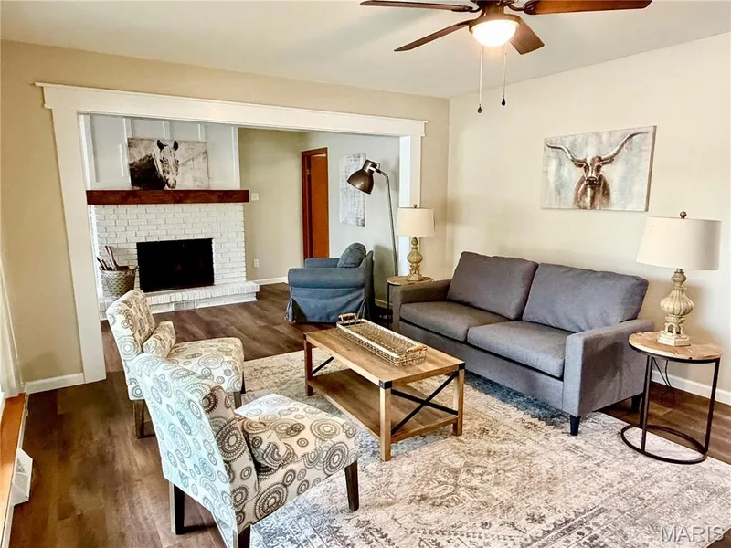 76 Ruth Drive, St Charles, MO 63301 — listing photo 7 of 32