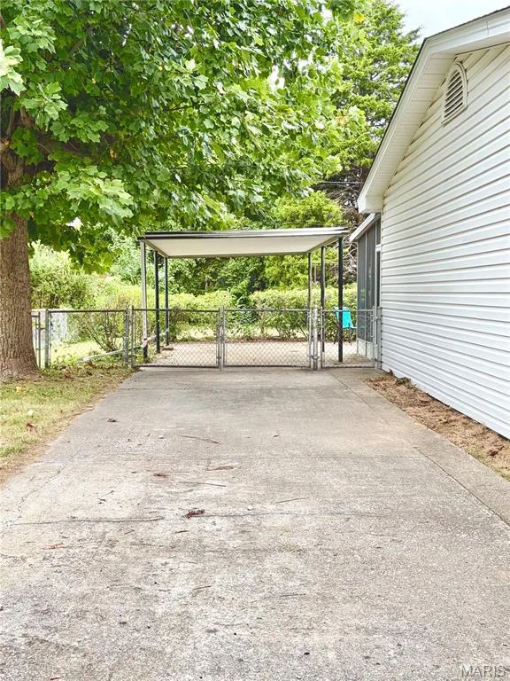 76 Ruth Drive, St Charles, MO 63301 — listing photo 29 of 32