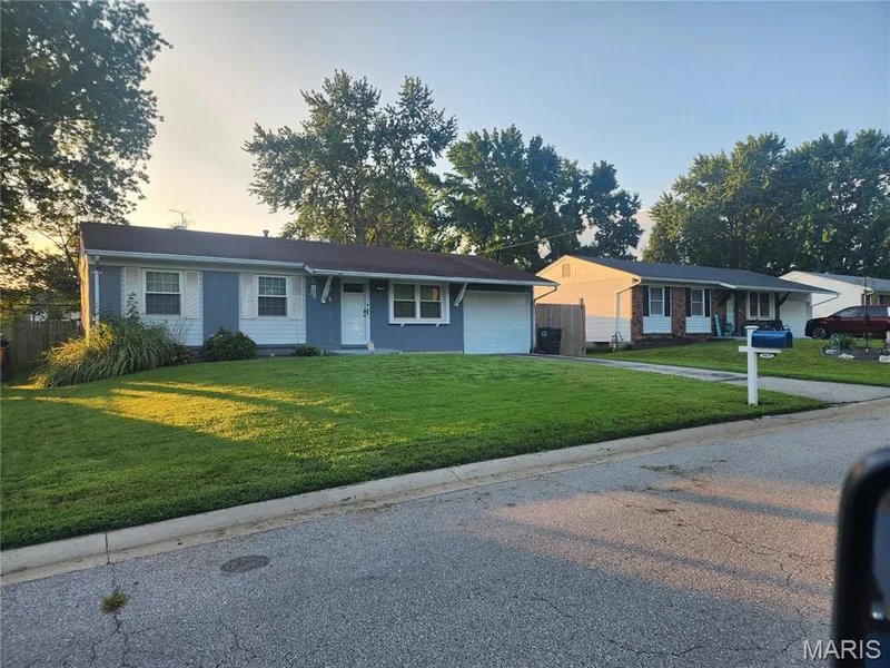 3075 Abbey Street, St Charles, MO — listing photo 1