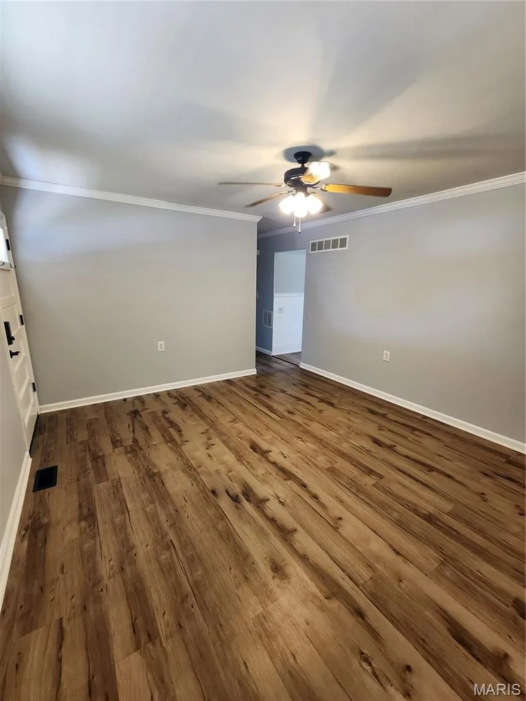 3075 Abbey Street, St Charles, MO 63301 — listing photo 3 of 19
