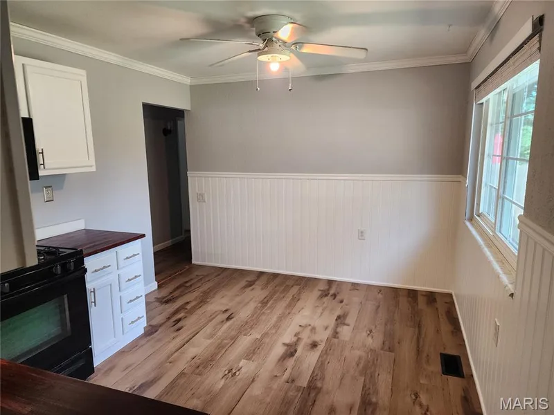 3075 Abbey Street, St Charles, MO 63301 — listing photo 6 of 19
