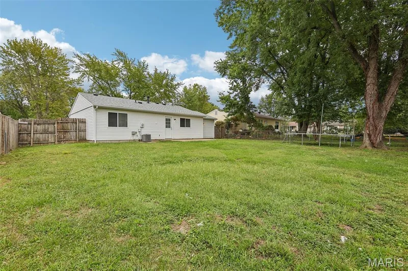 18 Lone Elk Lane, St Peters, MO 63376 — listing photo 24 of 25