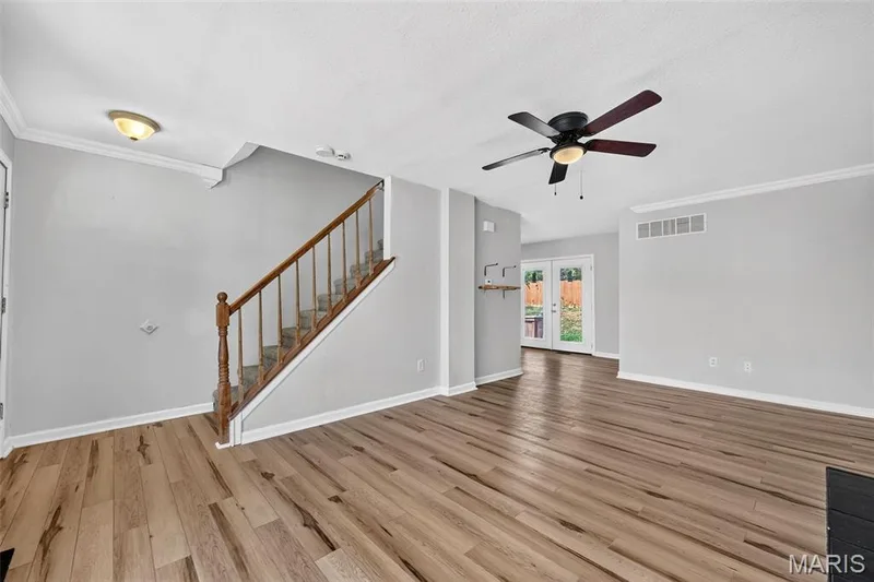 129 Royallbrook Lane, O'Fallon, MO 63368 — listing photo 3 of 34