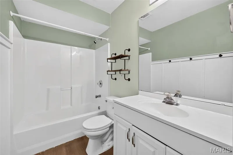 129 Royallbrook Lane, O'Fallon, MO 63368 — listing photo 21 of 34