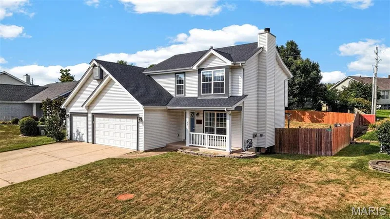 129 Royallbrook Lane, O'Fallon, MO 63368 — listing photo 32 of 34