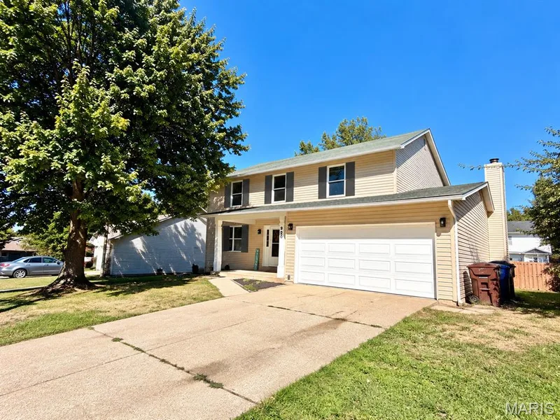 This one is ready for you to move in! — 920 Blake Court, St Peters, MO 63376