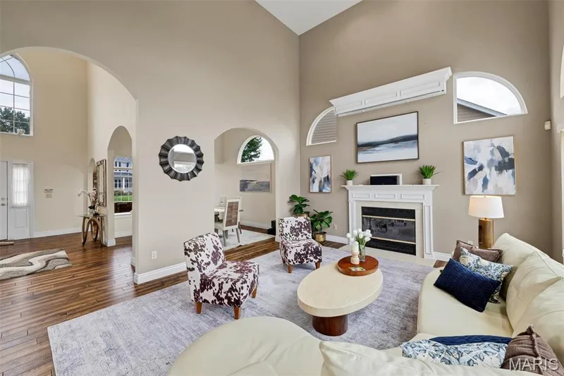 16652 Benton Taylor Drive, Chesterfield, MO 63005 — listing photo 15 of 88