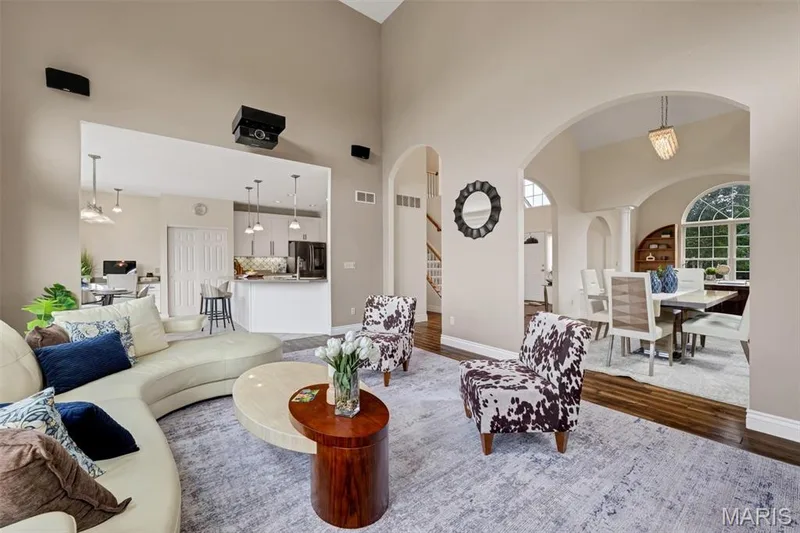 16652 Benton Taylor Drive, Chesterfield, MO 63005 — listing photo 18 of 88