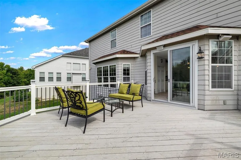 16652 Benton Taylor Drive, Chesterfield, MO 63005 — listing photo 22 of 88