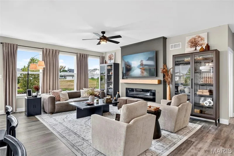 183 Redmond Pines Drive, Wentzville, MO 63385 — listing photo 10 of 47