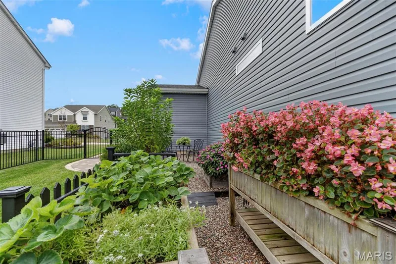 183 Redmond Pines Drive, Wentzville, MO 63385 — listing photo 40 of 47